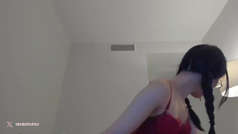 Snapshot of secretgirlfriendxo chatting on December 2, 2024, 7:47 am Angela online show from December 2, 2024, 7:47 am