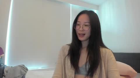 Snapshot of secretgirlfriendxo chatting on June 4, 2026, 10:38 pm Angela online show from June 4, 2026, 10:38 pm