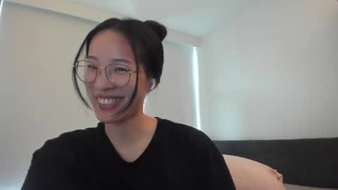 Snapshot of secretgirlfriendxo chatting on July 27, 2026, 10:39 pm Angela online show from July 27, 2026, 10:39 pm