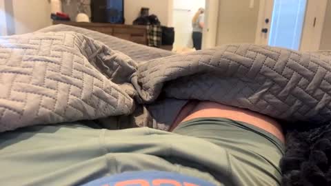 Snapshot of secretlyseductive9399 chatting on December 14, 2024, 4:42 pm secretlyseductive9399 online show from December 14, 2024, 4:42 pm