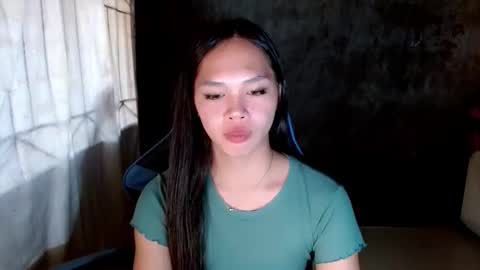 Snapshot of seducive_allea chatting on March 14, 2026, 8:42 am seducive_allea online show from March 14, 2026, 8:42 am