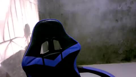 Snapshot of seducive_allea chatting on March 17, 2026, 11:30 pm seducive_allea online show from March 17, 2026, 11:30 pm