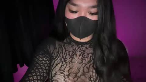 Athena online show from November 28, 2025, 9:28 pm