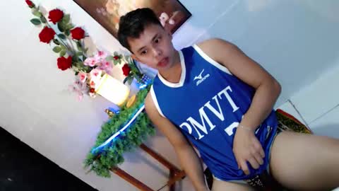 Max online show from May 26, 2026, 8:43 am