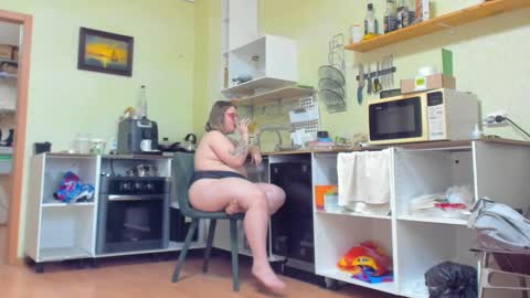 Snapshot of seductive_she_wolf chatting on March 11, 2025, 9:26 pm seductive_she_wolf online show from March 11, 2025, 9:26 pm