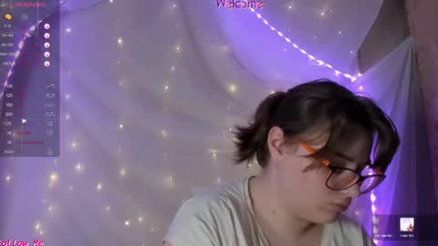 seductive_she_wolf online show from June 5, 2026, 6:52 am