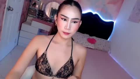 Snapshot of seductive_vana chatting on May 16, 2026, 12:40 am Vanessa online show from May 16, 2026, 12:40 am