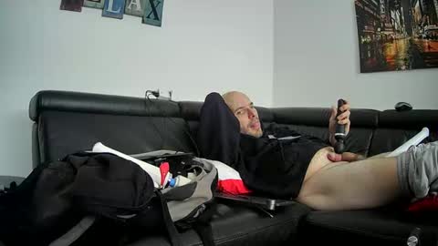 Snapshot of seeebi chatting on January 4, 2025, 11:54 am Sebastian online show from January 4, 2025, 11:54 am