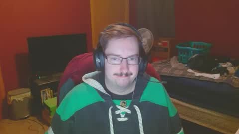 Snapshot of seek_1g chatting on February 21, 2025, 6:51 am seek_1g online show from February 21, 2025, 6:51 am