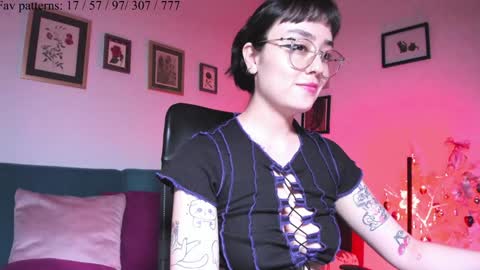 Luciana online show from December 13, 2024, 12:42 am
