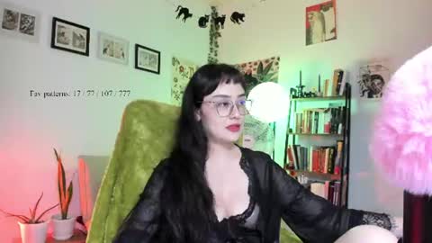 Luciana online show from June 24, 2026, 10:53 pm