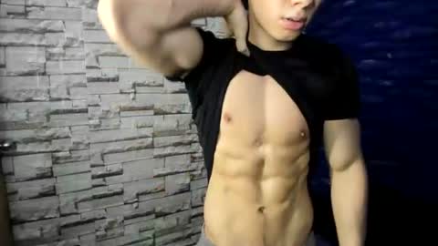 Seigfried online show from June 25, 2026, 2:11 am