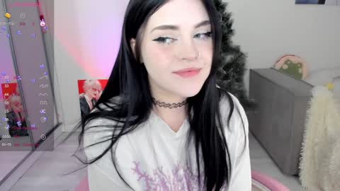 Snapshot of selena___cute chatting on December 21, 2024, 5:14 am Selena  online show from December 21, 2024, 5:14 am