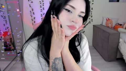 Snapshot of selena___cute chatting on January 23, 2025, 5:02 am Selena  online show from January 23, 2025, 5:02 am