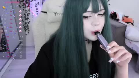 Snapshot of selena___cute chatting on September 24, 2025, 5:11 am Selena  online show from September 24, 2025, 5:11 am