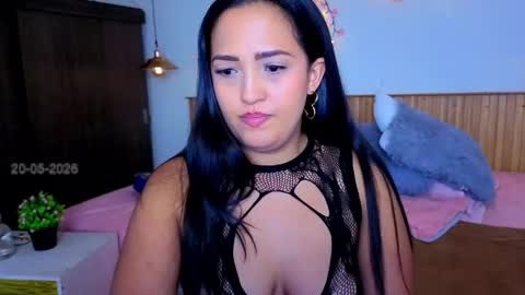 Call me S E L E N A   online show from May 20, 2026, 7:09 pm