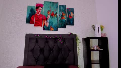 Snapshot of selena_fox7 chatting on September 10, 2025, 5:29 am selena_fox7 online show from September 10, 2025, 5:29 am
