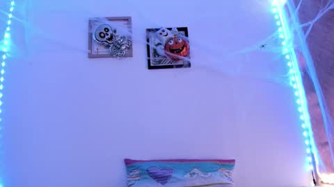 Karen online show from October 29, 2025, 2:41 pm