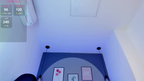 Selena online show from October 12, 2025, 12:59 pm