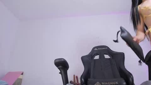 selena roberts online show from March 26, 2026, 1:22 am