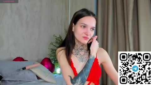 Selena online show from April 15, 2026, 1:01 am