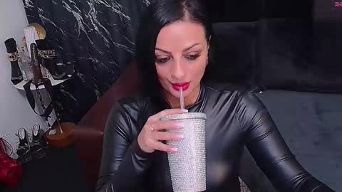 Snapshot of selena_vixen chatting on February 14, 2026, 5:59 am Selene online show from February 14, 2026, 5:59 am