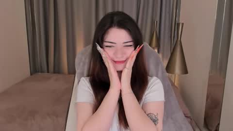 Snapshot of selena_wow_ chatting on October 22, 2025, 7:52 am Selena  Follow Me online show from October 22, 2025, 7:52 am