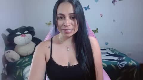 Snapshot of selene_mixx chatting on May 12, 2026, 9:01 pm selene_mixx online show from May 12, 2026, 9:01 pm