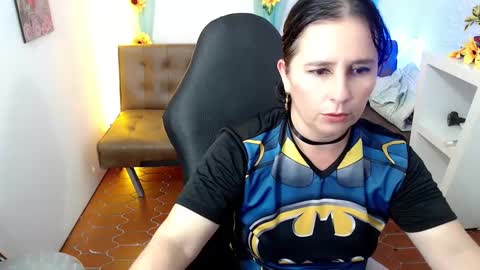 selene online show from February 22, 2025, 2:08 pm