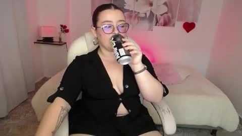 selene_rouse_ online show from February 25, 2026, 11:36 pm