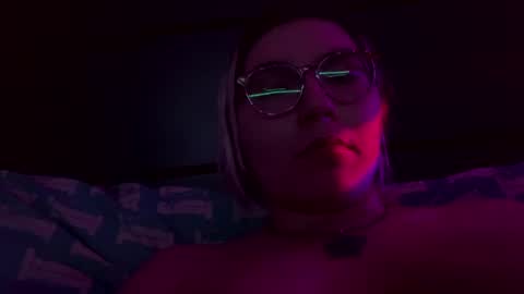 Snapshot of selenebaby chatting on February 14, 2025, 5:30 am Selene online show from February 14, 2025, 5:30 am