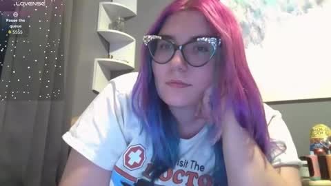 Snapshot of selenebaby chatting on November 11, 2025, 11:38 pm Selene online show from November 11, 2025, 11:38 pm