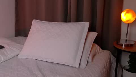 Selene Nova online show from March 3, 2026, 9:21 pm