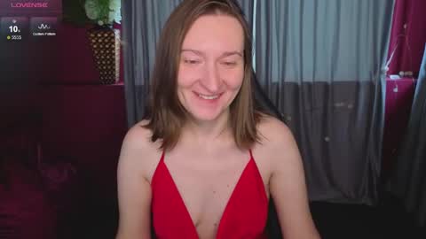 selestiasonata online show from May 19, 2026, 1:33 am