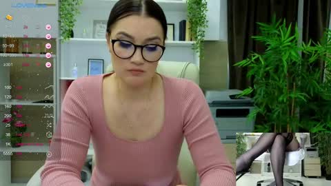 Seline online show from February 18, 2025, 7:41 pm