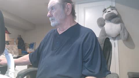 selkie2s online show from October 4, 2025, 6:50 pm