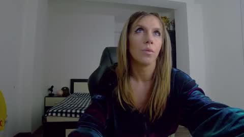 sellena_angels online show from February 22, 2026, 5:55 pm