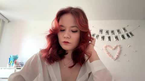 Lily online show from April 19, 2026, 9:08 am