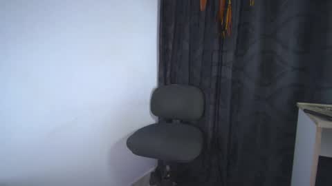 sem_alas online show from March 29, 2026, 12:43 am