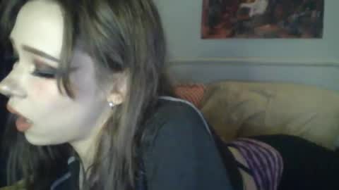 Snapshot of sendforesme chatting on March 8, 2025, 12:55 am goddess esme  online show from March 8, 2025, 12:55 am