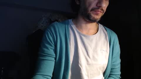 senorneby online show from September 10, 2025, 4:51 pm