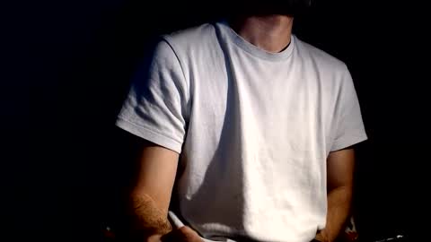 senorneby online show from November 4, 2025, 6:29 pm