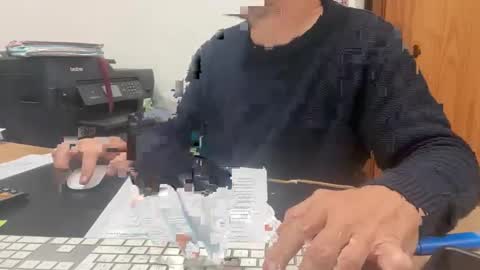 Snapshot of sens3439 chatting on October 20, 2025, 8:09 pm sens3439 online show from October 20, 2025, 8:09 pm