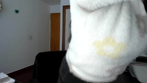 Snapshot of sensual__lady chatting on April 8, 2026, 5:46 pm Samantha - online show from April 8, 2026, 5:46 pm