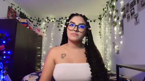 Camille and sophie online show from January 16, 2026, 1:53 am