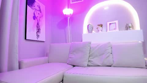 Snapshot of sensual_shanel chatting on July 9, 2026, 2:15 am sensual_shanel online show from July 9, 2026, 2:15 am