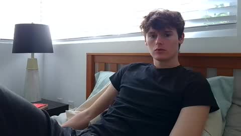 Snapshot of sensualalien chatting on December 30, 2024, 7:00 pm Cam online show from December 30, 2024, 7:00 pm