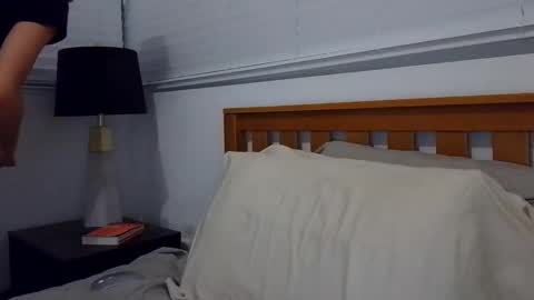 Snapshot of sensualalien chatting on February 4, 2025, 11:49 pm Cam online show from February 4, 2025, 11:49 pm