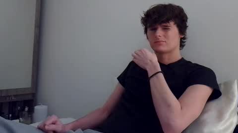 Snapshot of sensualalien chatting on February 23, 2025, 11:58 pm Cam online show from February 23, 2025, 11:58 pm