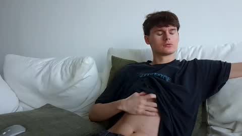 Snapshot of sensualalien chatting on September 28, 2025, 10:04 pm Cam online show from September 28, 2025, 10:04 pm